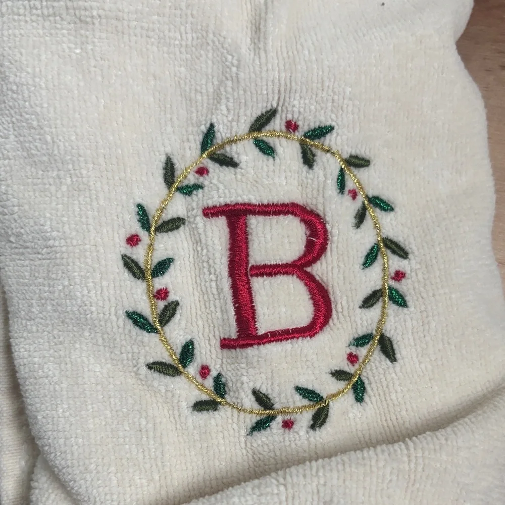 St. Nicholas Square White Off Hand Towels | B Monogram Christmas wreath holiday